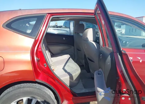 2013 Nissan Rogue S z USA, uszkodzony, nr VIN JN8AS5MT0DW004122